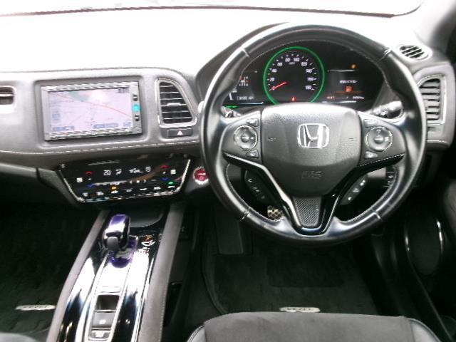 ヴェゼル ハイブリッドRS・ホンダセンシング ワンオーナー 純正メモリーナビ フルセグTV バックカメラ Bluetooth DVD再生可 ハーフレザーシート 社外ドラレコ オートライト LEDヘッドライト 純正18インチAW シートヒーター(3枚目)