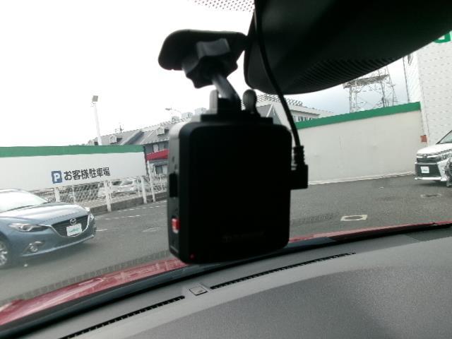 ヴェゼル ハイブリッドRS・ホンダセンシング ワンオーナー 純正メモリーナビ フルセグTV バックカメラ Bluetooth DVD再生可 ハーフレザーシート 社外ドラレコ オートライト LEDヘッドライト 純正18インチAW シートヒーター(14枚目)