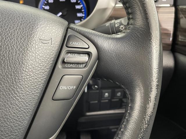 エルグランド ２５０ハイウェイスターＳ　純正ＨＤＤナビ　純正フリップダウンモニター　両後パワースライドドア　ハーフレザーシート　インテリジェントキー　クルーズコントロール　バックドアイージークローザー　コーナーセンサー　ビルトインＥＴＣ（7枚目）