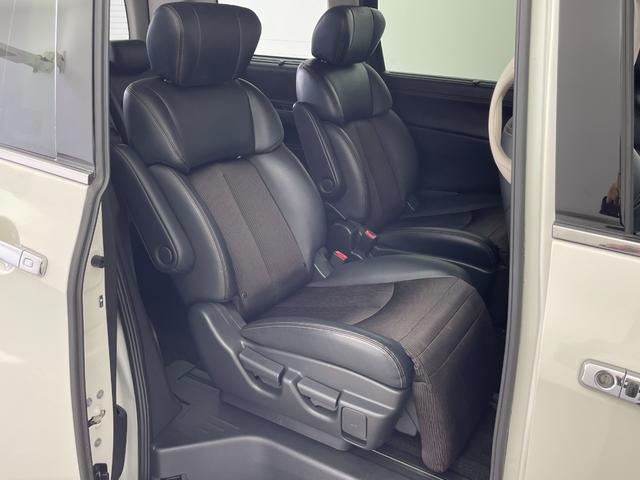 エルグランド ２５０ハイウェイスターＳ　純正ＨＤＤナビ　純正フリップダウンモニター　両後パワースライドドア　ハーフレザーシート　インテリジェントキー　クルーズコントロール　バックドアイージークローザー　コーナーセンサー　ビルトインＥＴＣ（30枚目）