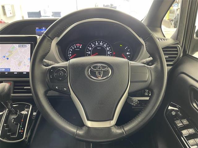 ノア Ｓｉ　ダブルバイビーＩＩ　モデリスタエアロ／純正９インチナビ／後席モニター／ＥＴＣ／両側電動ドア／ハーフレザーシート／オートライト／オートハイビーム／クリアランスソナー／クルーズコントロール（7枚目）