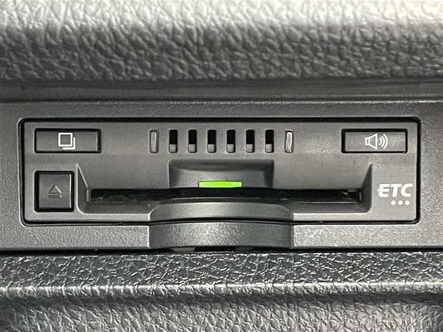 ノア Ｓｉ　ダブルバイビーＩＩ　モデリスタエアロ／純正９インチナビ／後席モニター／ＥＴＣ／両側電動ドア／ハーフレザーシート／オートライト／オートハイビーム／クリアランスソナー／クルーズコントロール（13枚目）