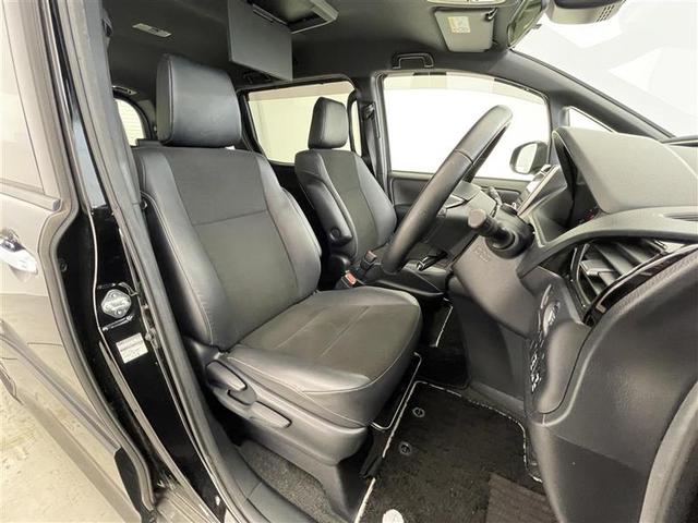 ノア Ｓｉ　ダブルバイビーＩＩ　モデリスタエアロ／純正９インチナビ／後席モニター／ＥＴＣ／両側電動ドア／ハーフレザーシート／オートライト／オートハイビーム／クリアランスソナー／クルーズコントロール（18枚目）