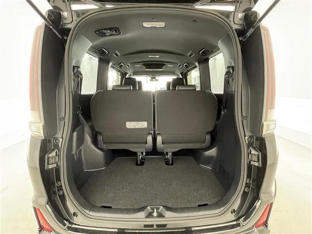 ノア Ｓｉ　ダブルバイビーＩＩ　モデリスタエアロ／純正９インチナビ／後席モニター／ＥＴＣ／両側電動ドア／ハーフレザーシート／オートライト／オートハイビーム／クリアランスソナー／クルーズコントロール（25枚目）