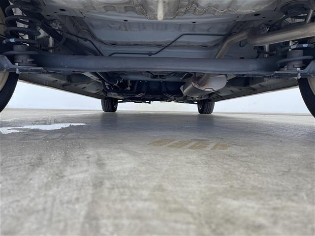 ���ŐV�i�r�i�t���Z�O�E�����Z�O�E�c�u�c�Đ��j�����ē��B�J���b�c�F���A�E�A���p�C���E�C�N���v�X�̃i�r���戵���Ă���o�b�N�J�����i�o�b�N���j�^�[�j��ȃ��j�^�[�i�t���b�v�_�E�����j�^�[�j�̎�t���\�ł��B