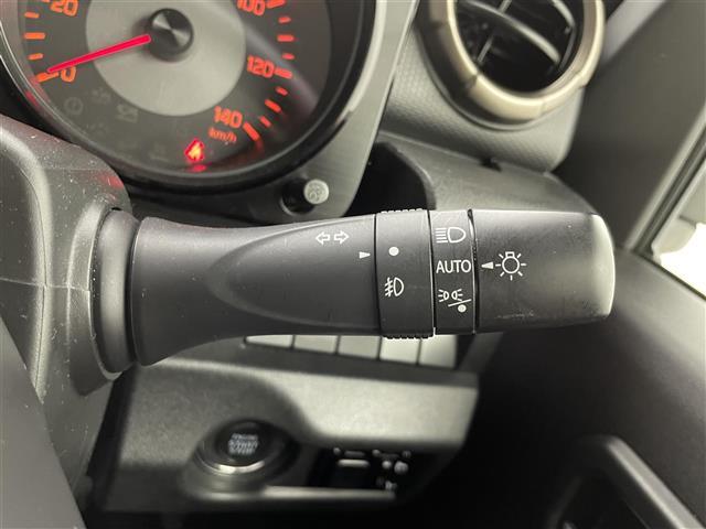 ���ŐV�i�r�i�t���Z�O�E�����Z�O�E�c�u�c�Đ��j�����ē��B�J���b�c�F���A�E�A���p�C���E�C�N���v�X�̃i�r���戵���Ă���o�b�N�J�����i�o�b�N���j�^�[�j��ȃ��j�^�[�i�t���b�v�_�E�����j�^�[�j�̎�t���\�ł��B