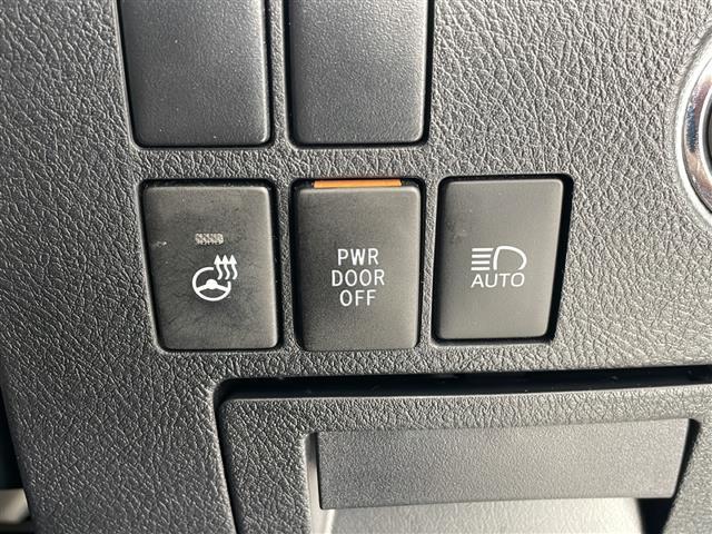 ���ŐV�i�r�i�t���Z�O�E�����Z�O�E�c�u�c�Đ��j�����ē��B�J���b�c�F���A�E�A���p�C���E�C�N���v�X�̃i�r���戵���Ă���o�b�N�J�����i�o�b�N���j�^�[�j��ȃ��j�^�[�i�t���b�v�_�E�����j�^�[�j�̎�t���\�ł��B