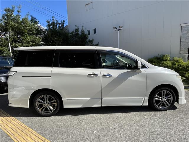 エルグランド 250ハイウェイスターアーバンクロムブラックレザー(9枚目)