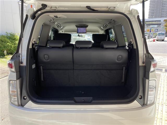 エルグランド 250ハイウェイスターアーバンクロムブラックレザー(13枚目)