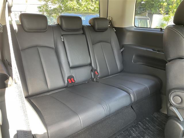 エルグランド 250ハイウェイスターアーバンクロムブラックレザー(20枚目)