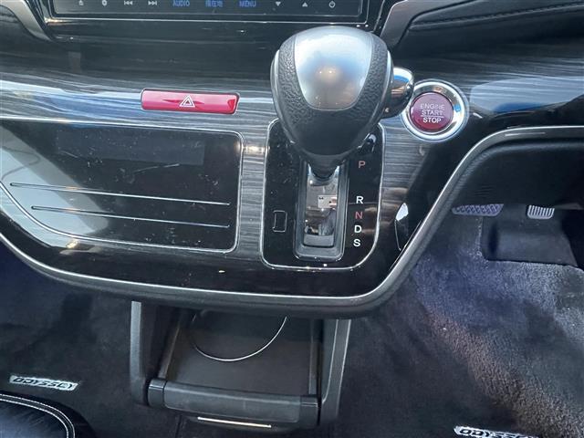 オデッセイ 　両側パワスラ　ハーフレザーシートＢカメラ（5枚目）