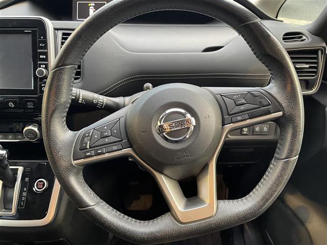 セレナ ハイウェイスター　プッシュスタート／純正ナビ／バックカメラ／Ｂｌｕｅｔｏｏｔｈ／クルーズコントロール／片側ハンズフリーパワスラ／フリップダウン／駐車支援システム／前後コーナーセンサー／ＴＶキャンセラー／電格ミラー（5枚目）