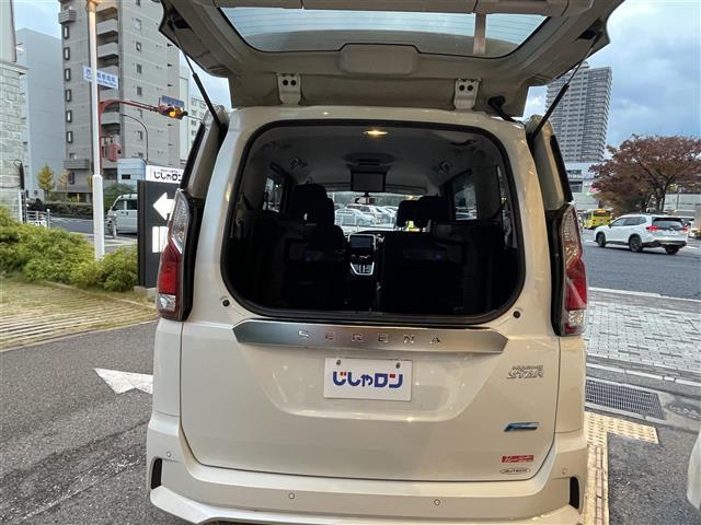 セレナ ハイウェイスター　プッシュスタート／純正ナビ／バックカメラ／Ｂｌｕｅｔｏｏｔｈ／クルーズコントロール／片側ハンズフリーパワスラ／フリップダウン／駐車支援システム／前後コーナーセンサー／ＴＶキャンセラー／電格ミラー（18枚目）