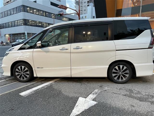 セレナ ハイウェイスター　プッシュスタート／純正ナビ／バックカメラ／Ｂｌｕｅｔｏｏｔｈ／クルーズコントロール／片側ハンズフリーパワスラ／フリップダウン／駐車支援システム／前後コーナーセンサー／ＴＶキャンセラー／電格ミラー（27枚目）