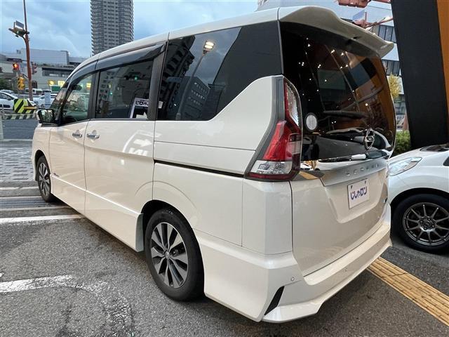 セレナ ハイウェイスター　プッシュスタート／純正ナビ／バックカメラ／Ｂｌｕｅｔｏｏｔｈ／クルーズコントロール／片側ハンズフリーパワスラ／フリップダウン／駐車支援システム／前後コーナーセンサー／ＴＶキャンセラー／電格ミラー（31枚目）