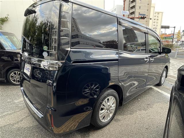 ヴォクシー 　フリップダウンモニターＥＴＣ片側パワスラ（22枚目）