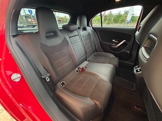 MERCEDES BENZ A-CLASS A180 STYLE AMG LINE