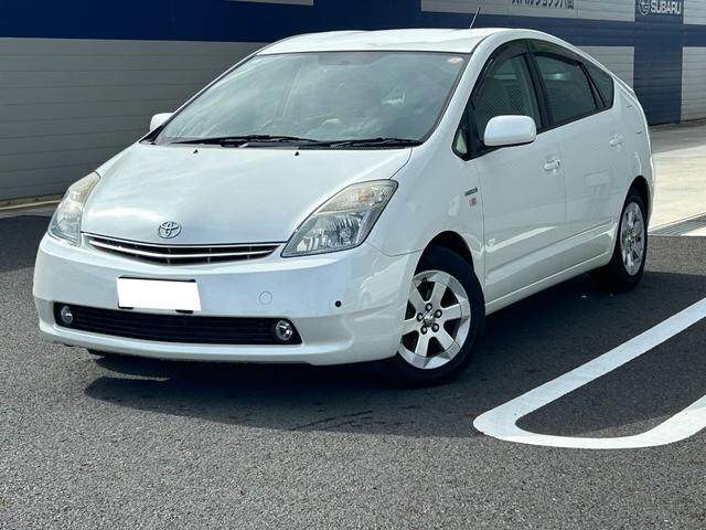 プリウス S 10thアニバーサリーエディション ETC装着車 ハイブリッド車(2枚目)