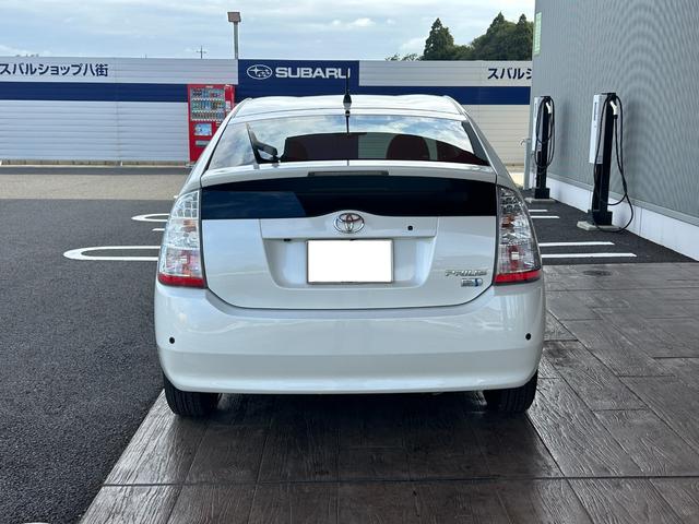 プリウス S 10thアニバーサリーエディション ETC装着車 ハイブリッド車(6枚目)