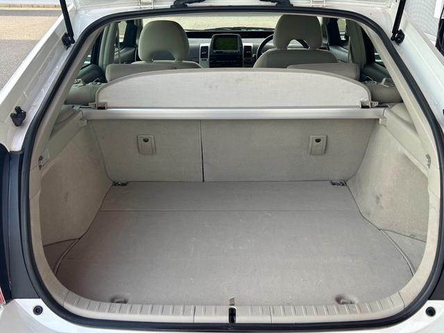 プリウス S 10thアニバーサリーエディション ETC装着車 ハイブリッド車(7枚目)