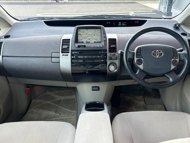 プリウス S 10thアニバーサリーエディション ETC装着車 ハイブリッド車(17枚目)