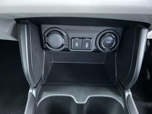 スイフト ハイブリッドＭＺ　展示車　試乗車　全方位モニター付ナビゲーション　スズキコネクト対応車　ハイブリッド車（14枚目）