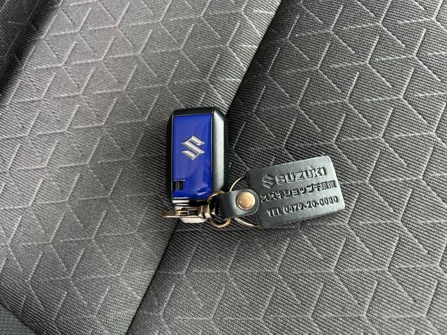 スイフト ハイブリッドＭＺ　展示車　試乗車　全方位モニター付ナビゲーション　スズキコネクト対応車　ハイブリッド車（20枚目）