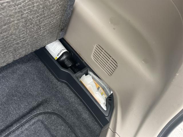 Ｎ－ＯＮＥ Ｇ・Ｌパッケージ　整備記録簿有　ＡＵＴＯライト　電格ミラー　アイドリングストップ　盗難防止　ＥＴＣ　バックカメラ　ＵＳＢ　ＨＤＭＩ　衝突安全ボディー　社外アルミ　サイドステッカー　ＨＩＤヘッドライト　サイドバイザー（50枚目）