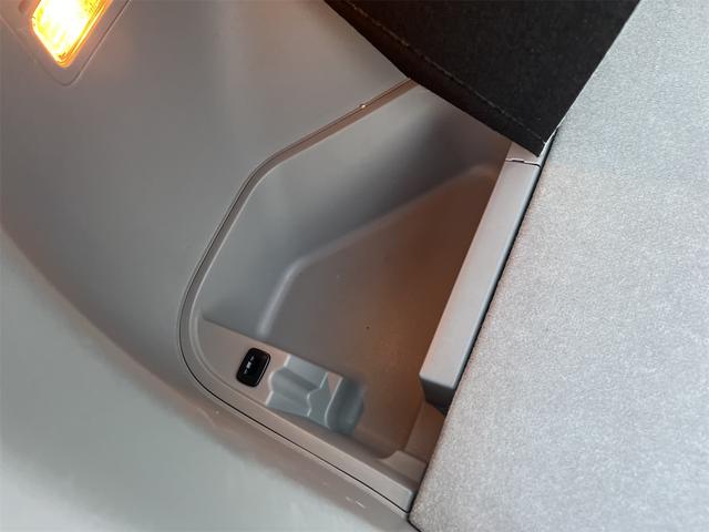 インサイト LS ケンウッド製SDナビ(ツイーター付) フルセグTV Bluetooth CD、DVD コムテック製前後ドラレコ パドルシフト Bカメラ ETC 室内球LED ディーラー整備車両 社外16インチAW(52枚目)