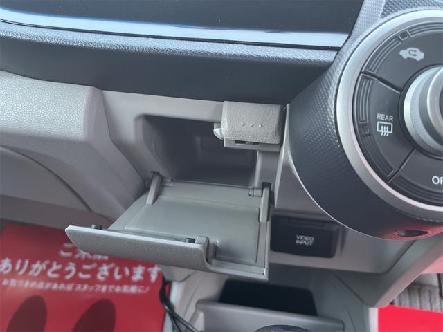 インサイト LS ケンウッド製SDナビ(ツイーター付) フルセグTV Bluetooth CD、DVD コムテック製前後ドラレコ パドルシフト Bカメラ ETC 室内球LED ディーラー整備車両 社外16インチAW(69枚目)