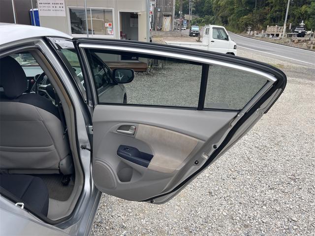 インサイト L ディーラー整備車両 ホンダ純正HDDナビ テレビ CD DVD バックカメラ ETC VIDEOINPUT ホンダIMAエンジン ステアリングスイッチ オートライト 電動格納ウィンカー付きドアミラー(41枚目)