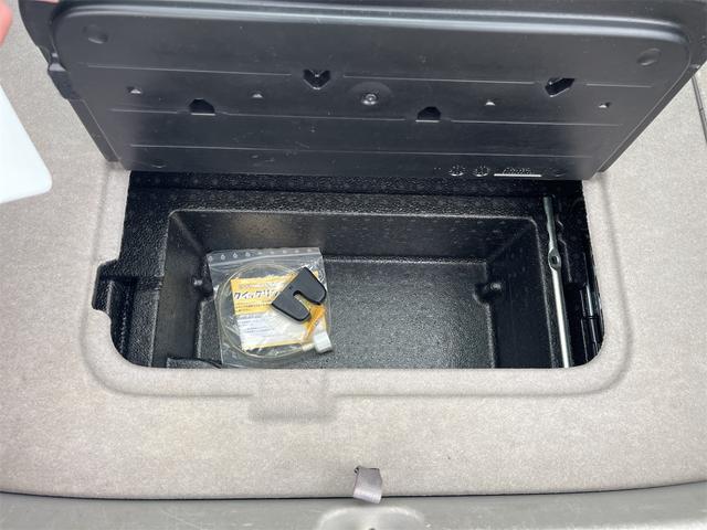 インサイト L ディーラー整備車両 ホンダ純正HDDナビ テレビ CD DVD バックカメラ ETC VIDEOINPUT ホンダIMAエンジン ステアリングスイッチ オートライト 電動格納ウィンカー付きドアミラー(51枚目)