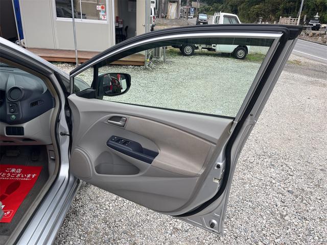 インサイト L ディーラー整備車両 ホンダ純正HDDナビ テレビ CD DVD バックカメラ ETC VIDEOINPUT ホンダIMAエンジン ステアリングスイッチ オートライト 電動格納ウィンカー付きドアミラー(56枚目)