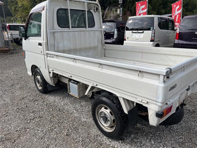 ハイゼットトラック スペシャル 走行距離3万キロ台 5速ミッション 4WD エアコン付き バッテリー新品交換済み ラジオ(62枚目)