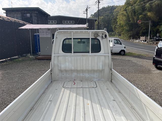 ハイゼットトラック スペシャル 走行距離3万キロ台 5速ミッション 4WD エアコン付き バッテリー新品交換済み ラジオ(66枚目)