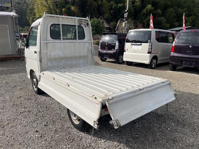 ハイゼットトラック スペシャル 走行距離3万キロ台 5速ミッション 4WD エアコン付き バッテリー新品交換済み ラジオ(71枚目)