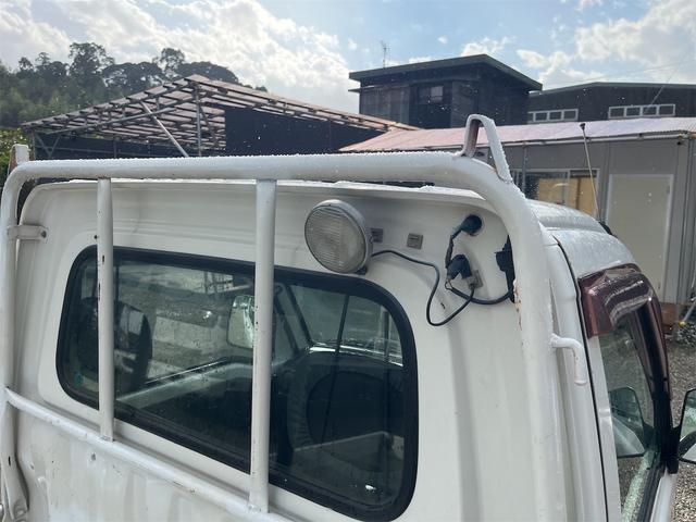 ハイゼットトラック スペシャル 走行距離3万キロ台 5速ミッション 4WD エアコン付き バッテリー新品交換済み ラジオ(78枚目)