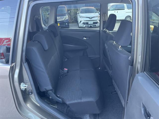 ムーヴ カスタム　Ｘリミテッド　スマートキー　プッシュスタート　純正ナビ　ワンセグＴＶ　ＣＤ　Ｂカメラ　電動格納付きウィンカーミラー　フォグライト　エコモード　アイドリングストップ　ドアバイザー　ディスチャージヘッドライト　純正ＡＷ（14枚目）