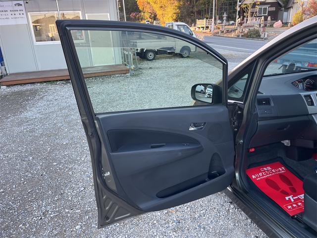 ムーヴ カスタム　Ｘリミテッド　スマートキー　プッシュスタート　純正ナビ　ワンセグＴＶ　ＣＤ　Ｂカメラ　電動格納付きウィンカーミラー　フォグライト　エコモード　アイドリングストップ　ドアバイザー　ディスチャージヘッドライト　純正ＡＷ（23枚目）