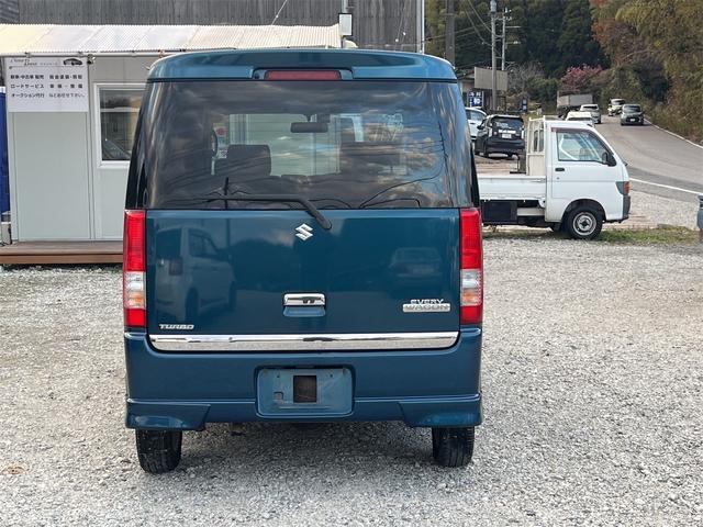 エブリイワゴン ＰＺターボ　ターボ車　フォグランプ　クラリオン製ＨＤＤナビ　ＣＤＤＶＤ　ＥＴＣ　左側電動スライドドア　ドアバイザー　純正１３インチＡＷ　ダブルエアバッグ　マニュアルエアコン　盗難防止　パワーウィンド　フルフラット（3枚目）