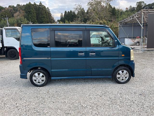 エブリイワゴン ＰＺターボ　ターボ車　フォグランプ　クラリオン製ＨＤＤナビ　ＣＤＤＶＤ　ＥＴＣ　左側電動スライドドア　ドアバイザー　純正１３インチＡＷ　ダブルエアバッグ　マニュアルエアコン　盗難防止　パワーウィンド　フルフラット（4枚目）