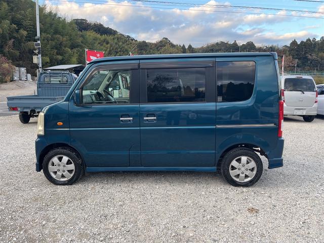 エブリイワゴン ＰＺターボ　ターボ車　フォグランプ　クラリオン製ＨＤＤナビ　ＣＤＤＶＤ　ＥＴＣ　左側電動スライドドア　ドアバイザー　純正１３インチＡＷ　ダブルエアバッグ　マニュアルエアコン　盗難防止　パワーウィンド　フルフラット（5枚目）