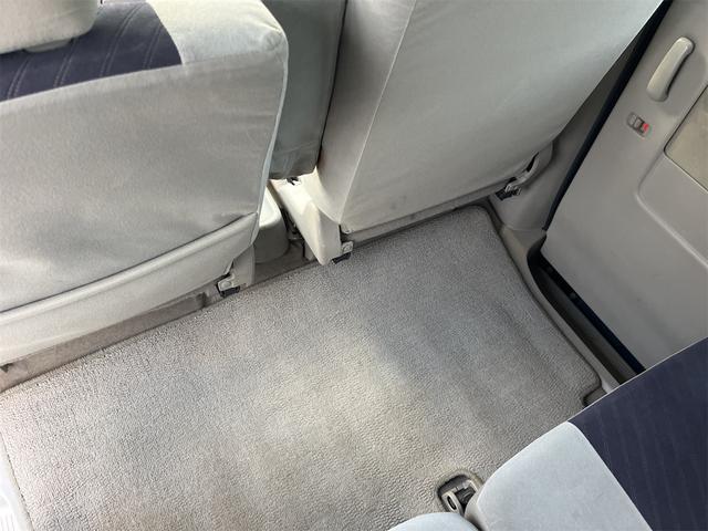 エブリイワゴン ＰＺターボ　ターボ車　フォグランプ　クラリオン製ＨＤＤナビ　ＣＤＤＶＤ　ＥＴＣ　左側電動スライドドア　ドアバイザー　純正１３インチＡＷ　ダブルエアバッグ　マニュアルエアコン　盗難防止　パワーウィンド　フルフラット（34枚目）