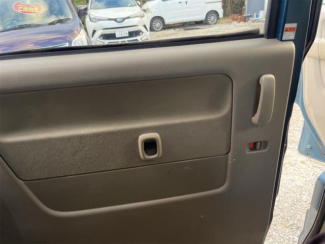 エブリイワゴン ＰＺターボ　ターボ車　フォグランプ　クラリオン製ＨＤＤナビ　ＣＤＤＶＤ　ＥＴＣ　左側電動スライドドア　ドアバイザー　純正１３インチＡＷ　ダブルエアバッグ　マニュアルエアコン　盗難防止　パワーウィンド　フルフラット（37枚目）