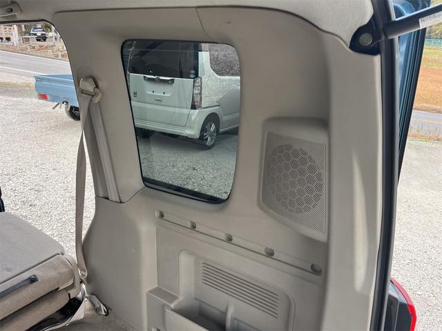 エブリイワゴン ＰＺターボ　ターボ車　フォグランプ　クラリオン製ＨＤＤナビ　ＣＤＤＶＤ　ＥＴＣ　左側電動スライドドア　ドアバイザー　純正１３インチＡＷ　ダブルエアバッグ　マニュアルエアコン　盗難防止　パワーウィンド　フルフラット（47枚目）