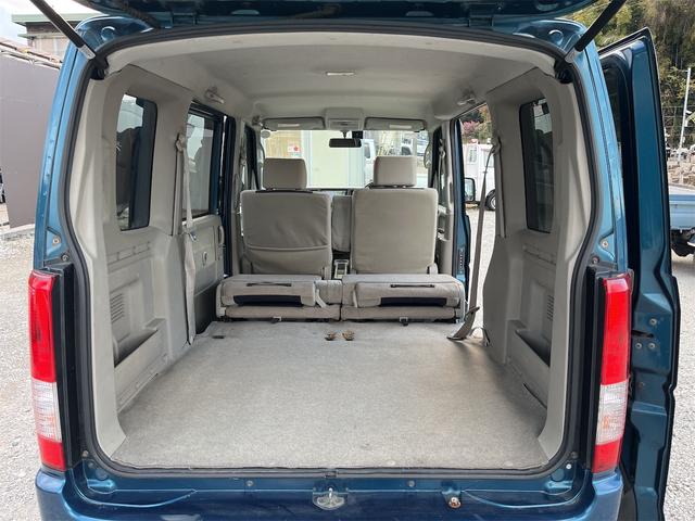 エブリイワゴン ＰＺターボ　ターボ車　フォグランプ　クラリオン製ＨＤＤナビ　ＣＤＤＶＤ　ＥＴＣ　左側電動スライドドア　ドアバイザー　純正１３インチＡＷ　ダブルエアバッグ　マニュアルエアコン　盗難防止　パワーウィンド　フルフラット（55枚目）