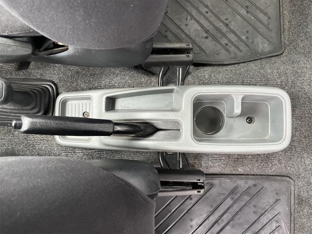パジェロミニ ＶＲ　ＨＩＤヘッドライト　Ｃａｒｒｏｚｚｅｒｉａスピーカー　４ＷＤ　メンテナンスノート　取説　スペアキー　キーレスエントリー　ＭＴ　ＡＢＳ　カセット　アルミホイール　衝突安全ボディ　パワーステアリング（44枚目）