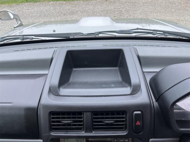 パジェロミニ ＶＲ　ＨＩＤヘッドライト　Ｃａｒｒｏｚｚｅｒｉａスピーカー　４ＷＤ　メンテナンスノート　取説　スペアキー　キーレスエントリー　ＭＴ　ＡＢＳ　カセット　アルミホイール　衝突安全ボディ　パワーステアリング（56枚目）