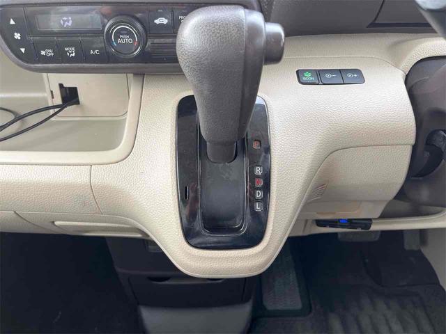 Ｎ－ＢＯＸ Ｇ　ＥＴＣ　両側スライドドア　ナビ　ＴＶ　ＬＥＤヘッドランプ　スマートキー　アイドリングストップ　電動格納ミラー　ベンチシート　ＣＶＴ　盗難防止システム　ＡＢＳ　ＥＳＣ　衝突安全ボディ　エアコン（6枚目）