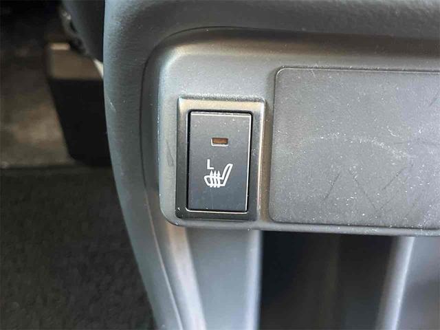 ハスラー ＪスタイルＩＩＩ　ナビ　ＴＶ　レーンアシスト　衝突被害軽減システム　オートライト　ＨＩＤ　ヘッドライトウォッシャー　スマートキー　アイドリングストップ　電動格納ミラー　シートヒーター　ベンチシート　ＣＶＴ（7枚目）